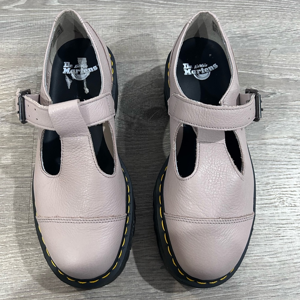 New Dr. Martens Women's Bethan Leather Platform Shoes Size 10 Pink